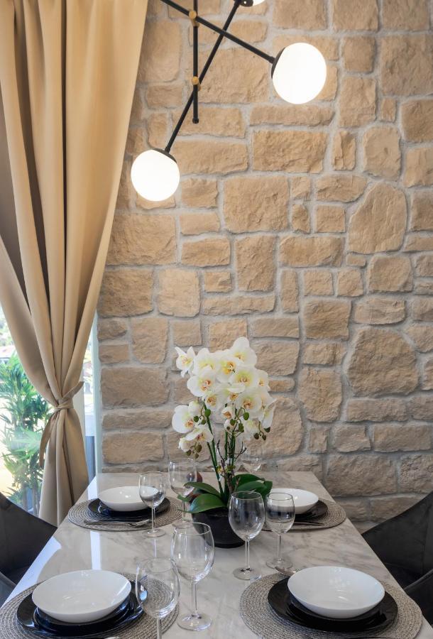 סאלי Teona Luxury Apartment With Jacuzzi And Terrace Sea View מראה חיצוני תמונה