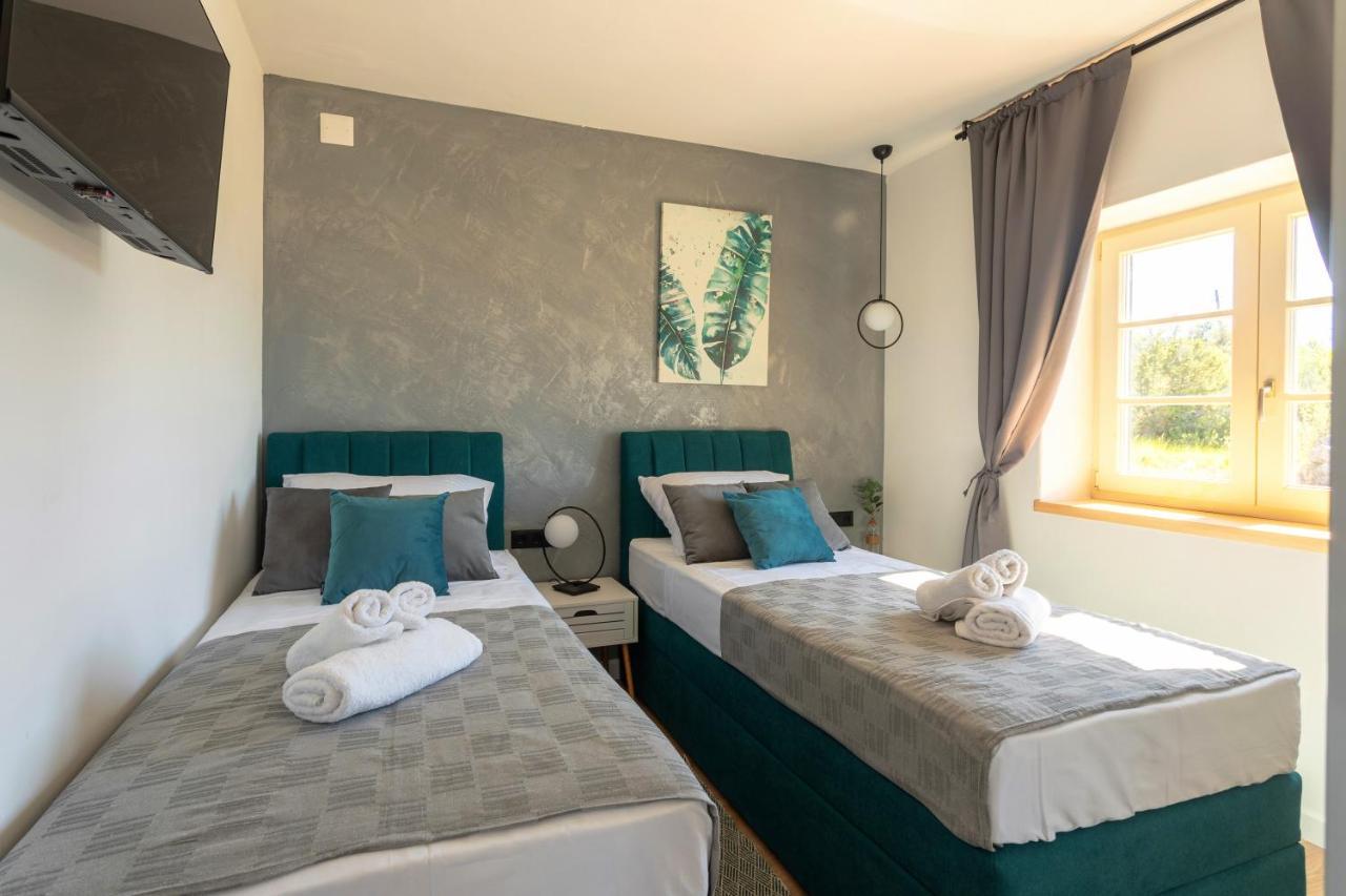 סאלי Teona Luxury Apartment With Jacuzzi And Terrace Sea View מראה חיצוני תמונה